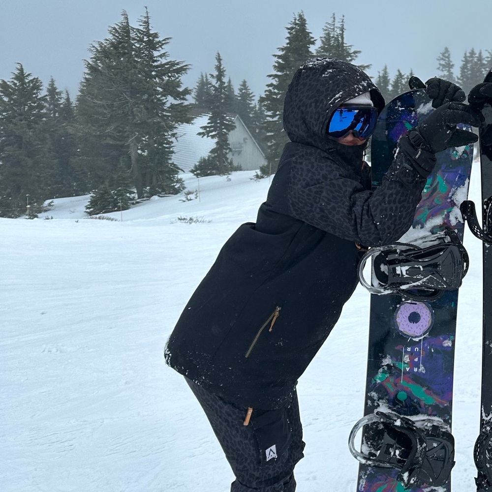 Snowboard Jacket - Picture 5 of 5